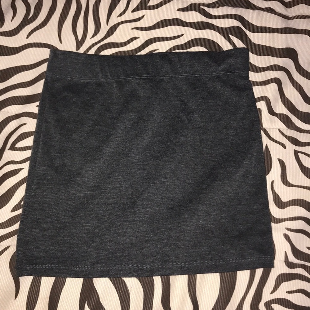 Grey stretch skirt